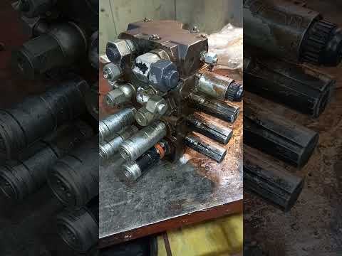 Видео: Гидрораспределитель Terrion ATM 5280 c секцией навески EHR