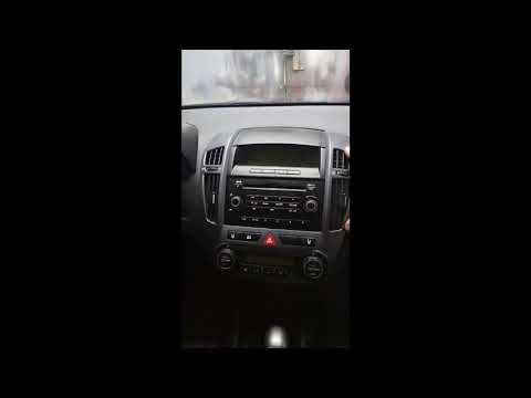 Видео: Как снять переднюю панель и магнитолу Киа Сид