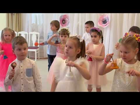 Видео: Утренник 8 марта в детском саду