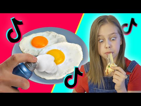 Видео: ГОТОВЛЮ ЗАВТРАК ИЗ ТИК ТОК 🙈 Часть 2 / Лайфхаки с едой из Tik Tok