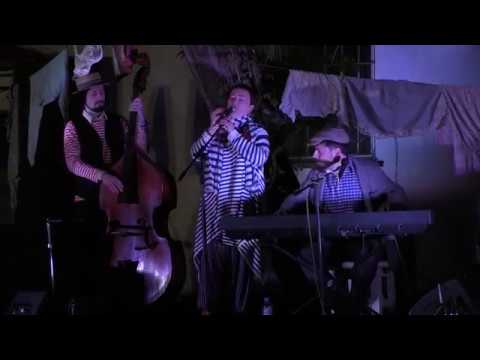 Видео: Алина Ивах и оркестр Klezmasters - "Заздравная"