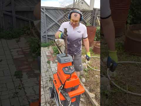 Видео: садовый измельчитель daewoo 3000e, лучшее приобретение года