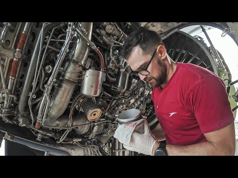 Видео: Как заменить топливный фильтр на Airbus A320 - двигатель PW1100G