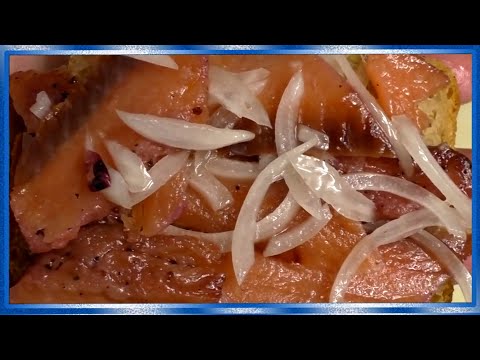 Видео: МАЛОСОЛЬНАЯ ГОРБУША, СЕМУЖНОГО ПОСОЛА,Как солить горбушу,Рецепт от fishermandv27rus