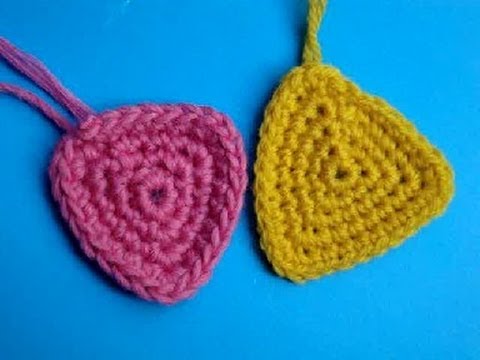 Видео: Вязание крючком Урок 214 Треугольник triangle crochet motif