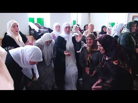 Видео: Архив:  Новогодный мавлид в селе НовоГагатли у Болатханова Болатхана 4