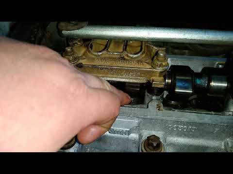 Видео: Калина 1.6 регулировка  клапанов