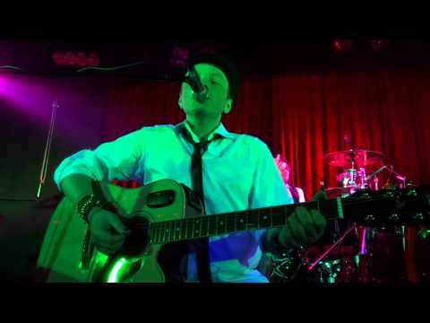 Видео: The Matrixx - Новогоднее обращение (Акустика, Москва, 26.12.2013)