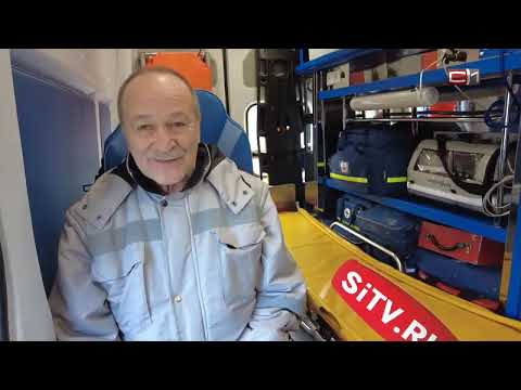 Видео: От «спасибо» до угроз: как проходят будни бригад скорой помощи в Сургуте