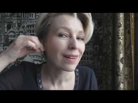 Видео: Бижутерия, парфюм, воспоминания