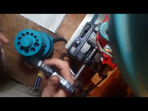 Видео: Точильный станок для сверл.