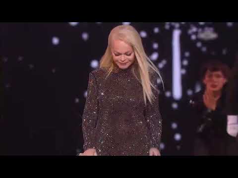 Видео: Лариса Долина - Билась в твое сердце (альбом "Будь со мной")