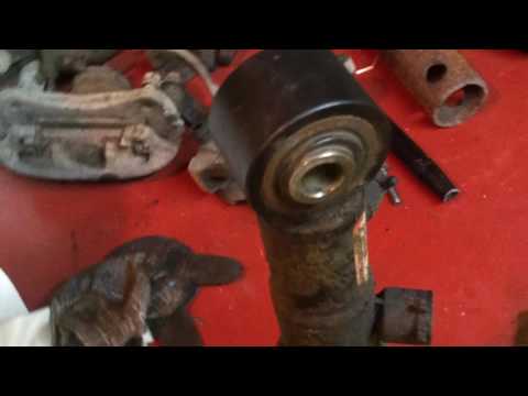 Видео: Запорожец ЗАЗ 968М-проект-кромсаем балку