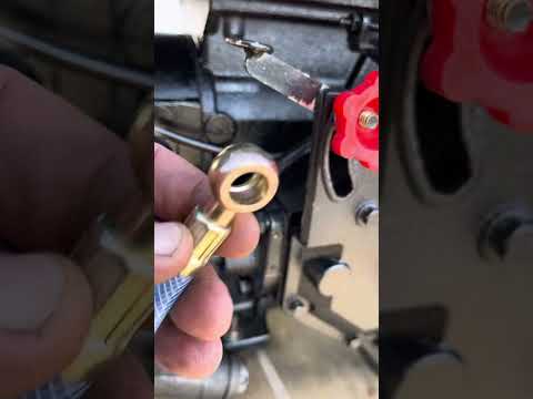 Видео: @Motoblokif Ремонт мотоблоків.Поради.Чому тече соляра з насоса.