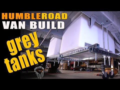 Видео: Серые баки аккуратно подвешены под этим фургоном Promaster.