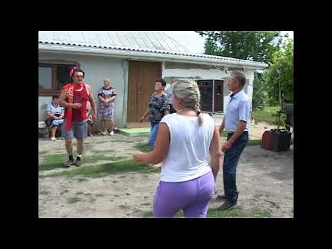 Видео: На весілля - в Вільнопілля .Купання хрещених.Сільський колорит.