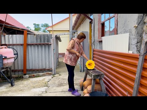 Видео: Живем на ЮГЕ | Хозяйство на 28 сотках | Пастила из сырых яблок 