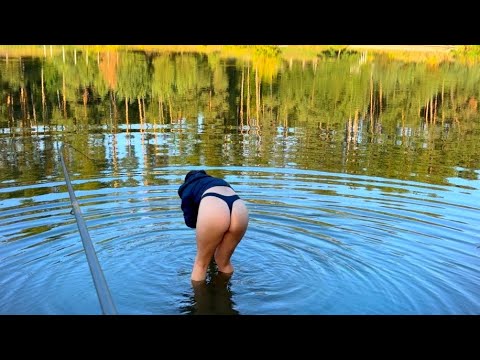 Видео: Такого я ще не бачила😳 Риболовля на поплавок з родзинкою