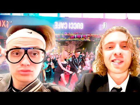 Видео: БУСТЕР НА ОТКРЫТИИ РЕСТОРАНА GUCCI CAFE ОТ ЕГОРА КРИДА / Стрим 09.04.23