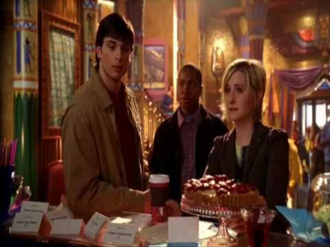 Видео: Smallville - На Вечеринке / Хлоя, Лана, Кларк