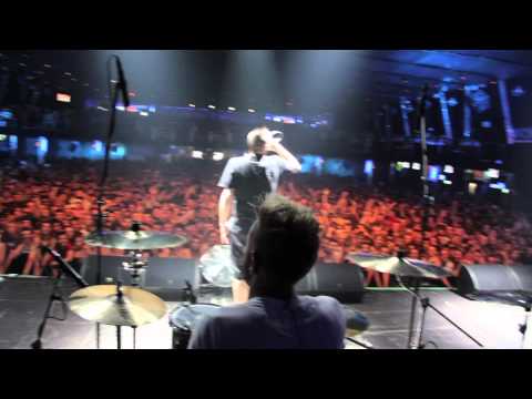 Видео: Radio ЧАЧА "Влюбленный металлист" 2012 Live in Arena Moscow