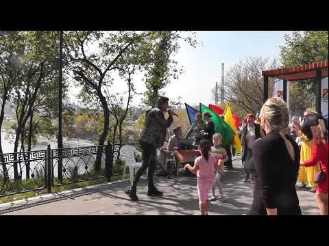 Видео: Прохор Шаляпин на открытии сквера Богатырский, Южнопортовый район ЮВАО.