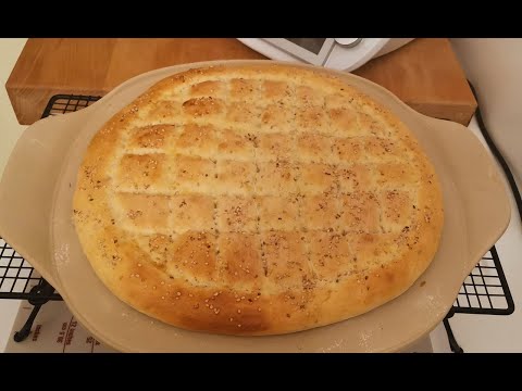 Видео: Турецкая лепёшка (хлеб) в термомикс!!! Fladenbrot. Форма от Pampered Chef.