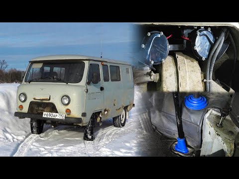 Видео: УАЗ "БУХАНКА" УСТАНОВКА ДВУХ ЗВУКОВЫХ СИГНАЛОВ ГАЗ-24 И СИЛИКОНОВЫХ ПЫЛЬНИКОВ.