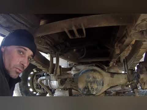 Видео: Далнабой 38 RUS. Зил, Валдай, Продолжение установки моста БЫК-ВАЛДАЙ часть# 2