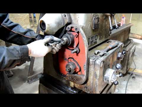 Видео: Restoration of an old lathe 1А616. Part 1.