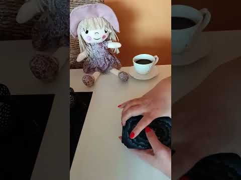 Видео: Какво се случва между тях