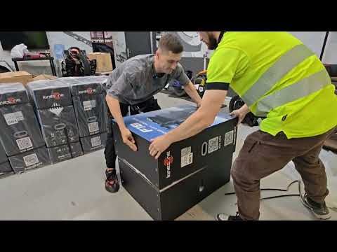 Видео: Распаковка серийного моноколеса KingSong F18 133.2v 2664Wh 50S подвеска 