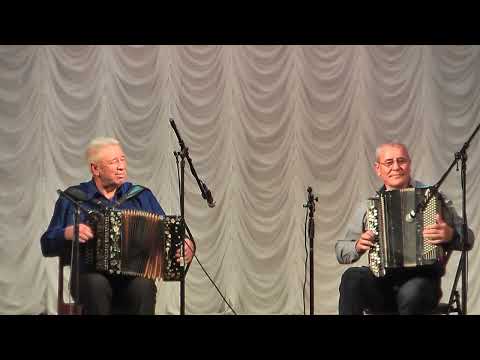 Видео: Поппури из советских песен. Подпевал весь зал! В исполнении Н.Ванякина и Ю.Боронтова.