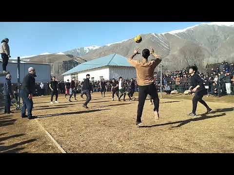 Видео: Волейбол⚽ Рашт, дар дехаи Шул бозии дастахои Шулмак-1 ва Дехконобод... Файзи Рашти🇭🇺