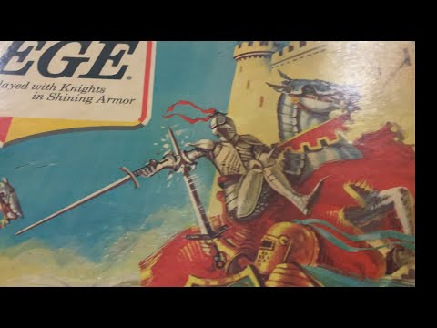 Видео: Рыцари Маркс в настольной игре «Осада» / Marx knights in Siege game 1966