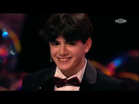 Видео: «ПЕСНИ ОТ ВСЕЙ ДУШИ» 02.03.2025 «Темная ночь» (Марк Бернес) Саркисян Рафаэль 15 лет  #малахов #short