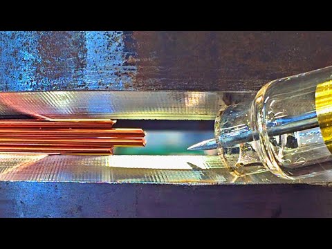 Видео: Не пугайтесь, потому что зазор большой, просто возьмите 4 сварочных стержня!