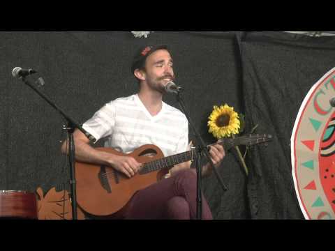 Видео: Юрий Лобиков (Визбор). Антипесня