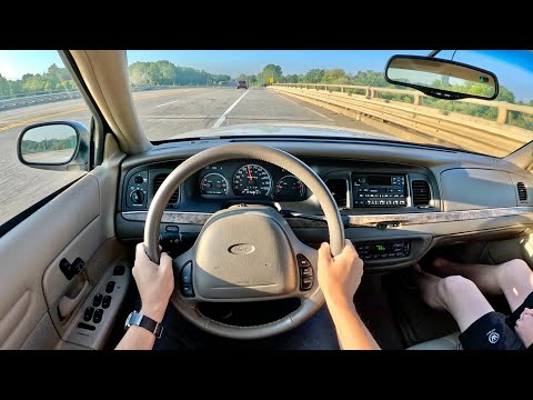 Видео: Ford Crown Victoria LX 1999 года (25 тыс. миль) — впечатления от вождения от первого лица