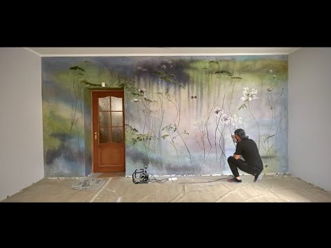 Видео: Роспись стен аэрография.Interior painting."florets"
