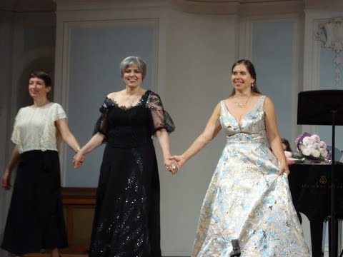 Видео: П. Чайковский. Дуэт Лизы и Полины из оперы "Пиковая дама" - "Уж вечер"