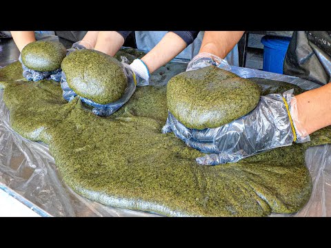 Видео: Удивительное умение! Приготовление жевательных рисовых лепешек от мастера рисовых лепешек