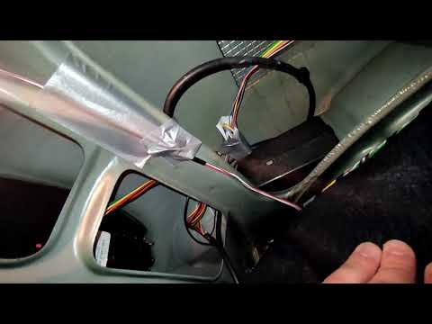 Видео: Лада Нива ТРЕВЕЛ 2021. ПРОВОДА для задних ДИНАМИКОВ. Осмотр КРЫЛЬЕВ и ДВЕРЕЙ. Какие штатные ДИНАМИКИ