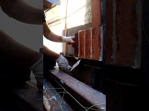 Видео: Кладка кирпича р/ф стоя