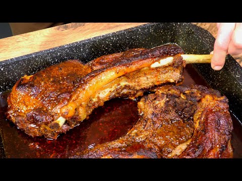 Видео: Томлёная говядина или рваное мясо. Как приготовить нежную говядину в духовке, которая тает во рту.