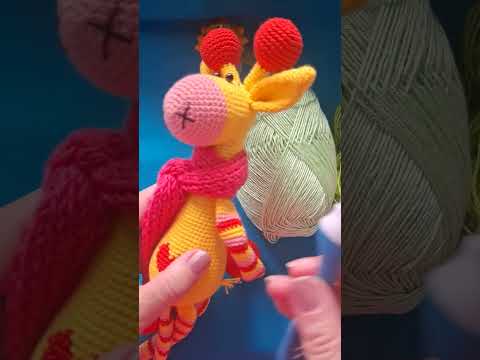 Видео: 33.Вязание амигуруми ."Новогодний жирафик".