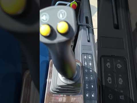 Видео: обзор кабины крановщика автокрана SANY stc 300 t5 . Ч.2