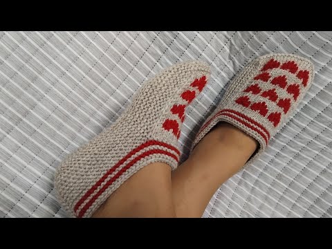 Видео: следки на 2х спицах без шва с орнаментом