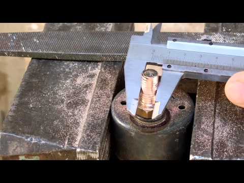 Видео: Ремонт автомобильного выключателя массы из ссср