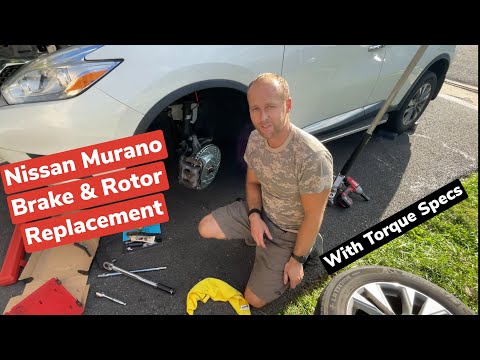 Видео: Как заменить передние тормозные колодки и роторы: Nissan MURANO 2017 (2014–2021) с моментами затя...